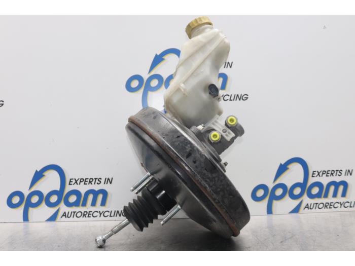 Gebruikte Rembooster Fiat Grande Punto (199) 1.3 JTD Multijet 16V VGT Prijs € 42,00 Margeregeling aangeboden door Gebr Opdam B.V.
