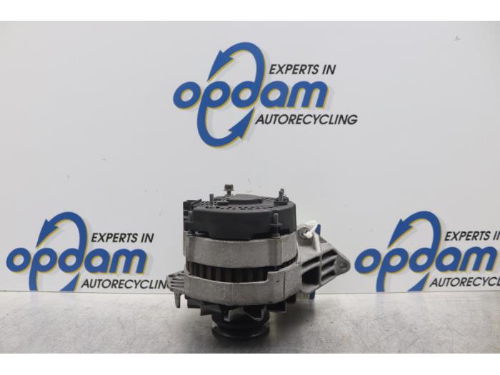 Gebruikte Dynamo Renault Twingo (C06) 1.2 SPi Phase I Prijs € 42,00 Margeregeling aangeboden door Gebr Opdam B.V.