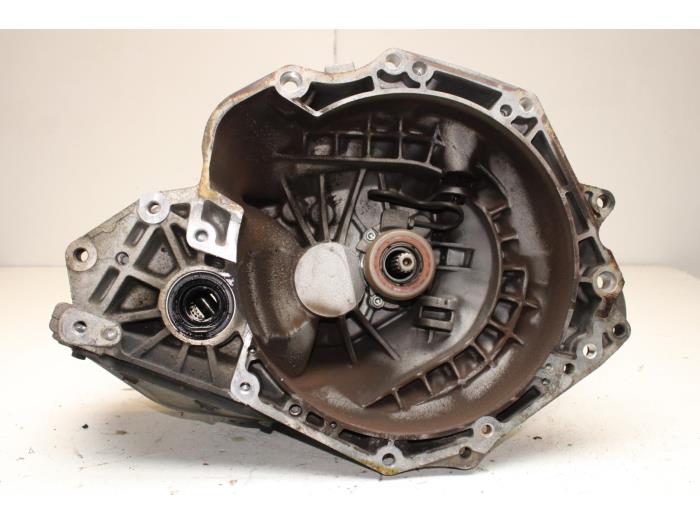 Gebruikte Versnellingsbak Opel Corsa D 1.2 16V ecoFLEX Bi-Fuel Prijs € 298,00 Margeregeling aangeboden door Gebr Opdam B.V.