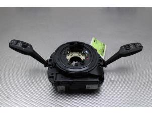 Gebruikte Licht + Raw Schakelaar BMW 1 serie (E87/87N) 118d 16V Prijs € 68,00 Margeregeling aangeboden door Gebr Opdam B.V.