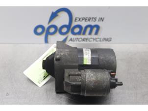Gebruikte Startmotor Dacia Sandero I (BS) 1.2 16V Prijs € 34,00 Margeregeling aangeboden door Gebr Opdam B.V.