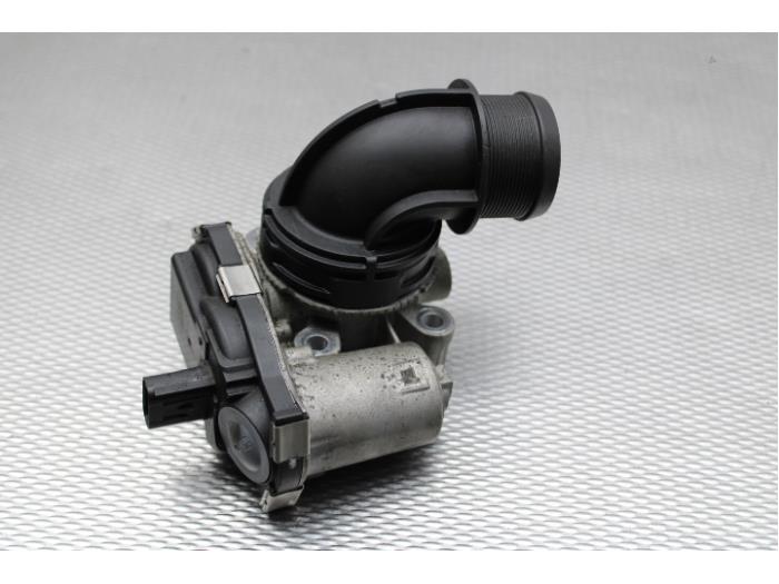 Gebruikte Gasklephuis Opel Corsa E 1.0 SIDI Turbo 12V Prijs € 42,00 Margeregeling aangeboden door Gebr Opdam B.V.
