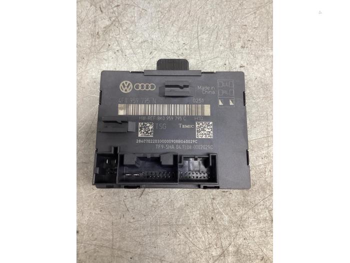 Gebruikte Deur module Audi A4 Avant (B8) 2.0 TFSI 16V Prijs € 34,00 Margeregeling aangeboden door Gebr Opdam B.V.