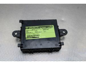 Gebruikte Module achterklep motor Opel Grandland (X) 1.6 CDTi 120 Prijs € 85,00 Margeregeling aangeboden door Gebr Opdam B.V.