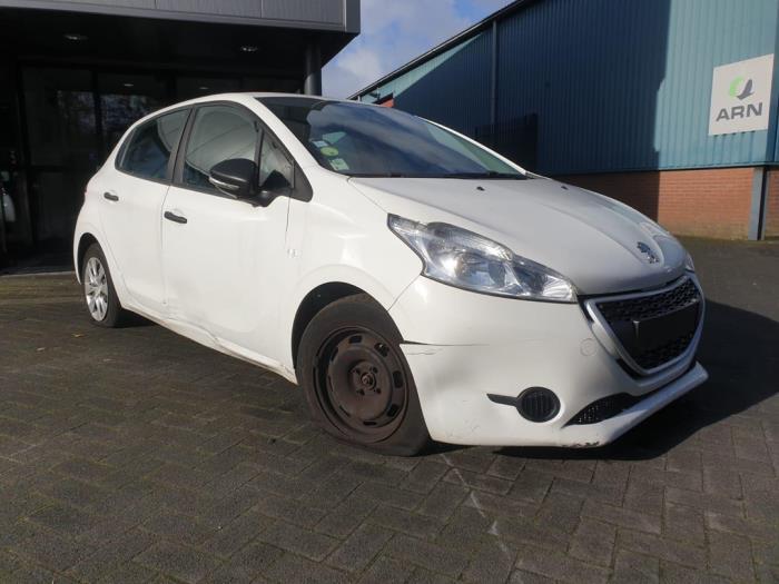 Gebruikte Subframe Peugeot 208 I (CA/CC/CK/CL) 1.6 Blue HDi Prijs € 64,00 Margeregeling aangeboden door Gebr Opdam B.V.