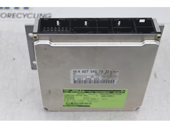 Gebruikte Computer Motormanagement Mercedes S (W220) 5.0 S-500 V8 24V Prijs € 128,00 Margeregeling aangeboden door Gebr Opdam B.V.
