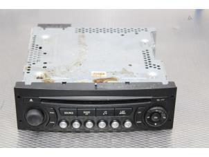 Gebruikte Radio CD Speler Peugeot Expert (G9) 1.6 HDi 90 Prijs op aanvraag aangeboden door Gebr Opdam B.V.