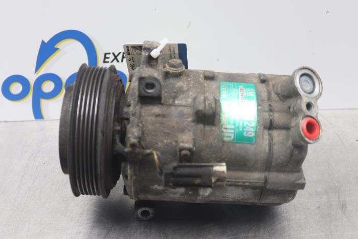 Gebruikte Aircopomp Opel Vectra C GTS 3.2 V6 24V Prijs € 35,00 Margeregeling aangeboden door Gebr Opdam B.V.