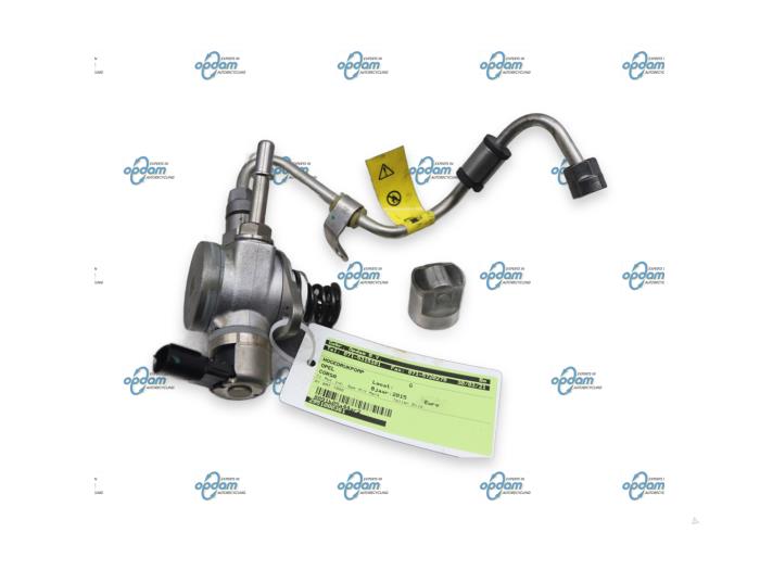 Gebruikte Hogedrukpomp Opel Corsa E 1.0 SIDI Turbo 12V Prijs € 125,00 Margeregeling aangeboden door Gebr Opdam B.V.