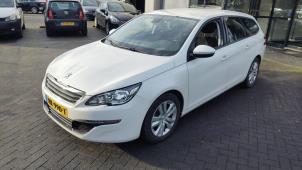Gebruikte Versnellingsbak Peugeot 308 SW (L4/L9/LC/LJ/LR) 1.6 BlueHDi 120 Prijs € 552,00 Margeregeling aangeboden door Gebr Opdam B.V.