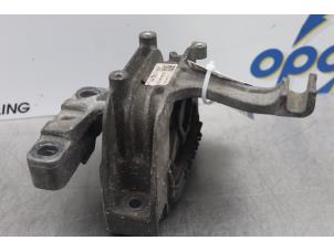 Gebruikte Motorrubber Seat Leon (5FB) 2.0 TDI Ecomotive 16V Prijs € 26,00 Margeregeling aangeboden door Gebr Opdam B.V.