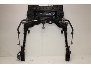 Gebruikte Subframe Renault Megane IV (RFBB) 1.6 GT Energy TCe 205 EDC Prijs € 84,00 Margeregeling aangeboden door Gebr Opdam B.V.