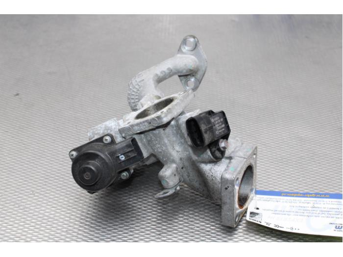 Gebruikte Uitlaat gasklep (EGR) Mitsubishi Space Star (A0) 1.0 12V Prijs op aanvraag aangeboden door Gebr Opdam B.V.