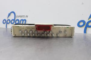 Gebruikte Display Interieur Renault Twingo (C06) 1.2 Prijs € 34,00 Margeregeling aangeboden door Gebr Opdam B.V.