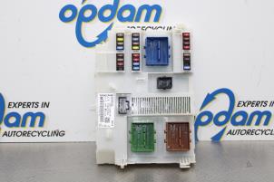 Gebruikte Zekeringkast Volvo XC60 I (DZ) 2.0 D4 16V Prijs op aanvraag aangeboden door Gebr Opdam B.V.