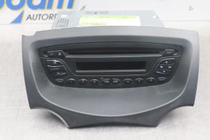 Gebruikte Radio Ford Ka II 1.2 Prijs € 50,00 Margeregeling aangeboden door Gebr Opdam B.V.