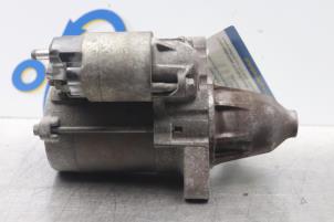 Gebruikte Startmotor Daihatsu Sirion 2 (M3) 1.0 12V DVVT Prijs € 34,00 Margeregeling aangeboden door Gebr Opdam B.V.