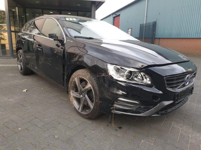 Gebruikte Subframe Volvo V60 I (FW/GW) 2.4 D6 20V Plug-in Hybrid AWD Prijs € 85,00 Margeregeling aangeboden door Gebr Opdam B.V.