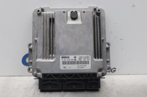 Gebruikte Computer Motormanagement Renault Clio IV Estate/Grandtour (7R) 1.5 Energy dCi 90 FAP Prijs € 128,00 Margeregeling aangeboden door Gebr Opdam B.V.