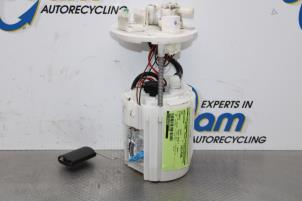 Gebruikte Benzinepomp Kia Picanto (JA) 1.0 T-GDI 12V Prijs € 42,00 Margeregeling aangeboden door Gebr Opdam B.V.