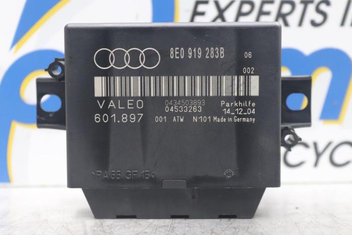 Gebruikte Module PDC Audi A4 Avant (B7) 2.5 TDI V6 24V Prijs € 34,00 Margeregeling aangeboden door Gebr Opdam B.V.