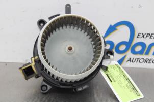 Gebruikte Chaufage Ventilatiemotor Citroen Jumpy 1.6 Blue HDi 95 Prijs op aanvraag aangeboden door Gebr Opdam B.V.