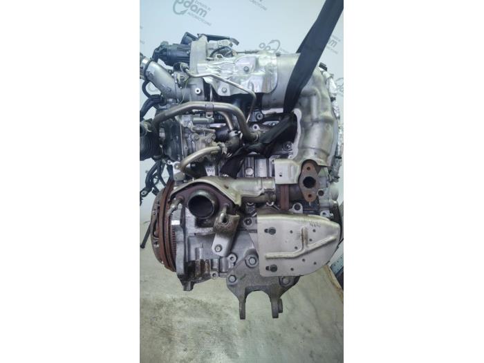 Motor van een Nissan Juke (F15) 1.6 DIG-T 16V 2014