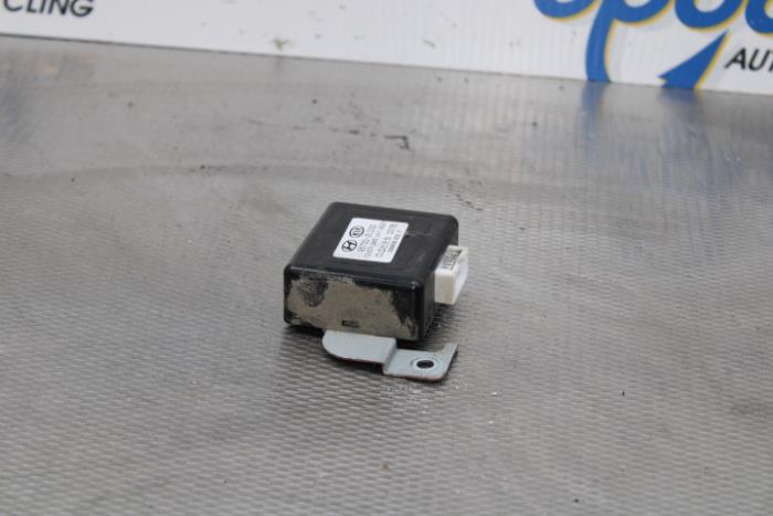 Gebruikte PDC Module Hyundai i30 (FD) 2.0 CRDi 16V Prijs € 30,00 Margeregeling aangeboden door Gebr Opdam B.V.