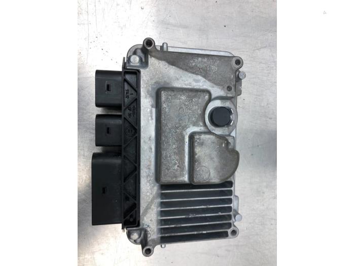 Gebruikte Computer Stuurbekrachtiging Audi S8 (D4) 4.0 V8 TFSI 32V Prijs € 212,00 Margeregeling aangeboden door Gebr Opdam B.V.