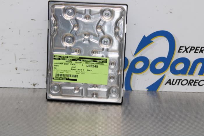 Computer Body Control van een Audi S8 (D4) 4.0 V8 TFSI 32V 2015