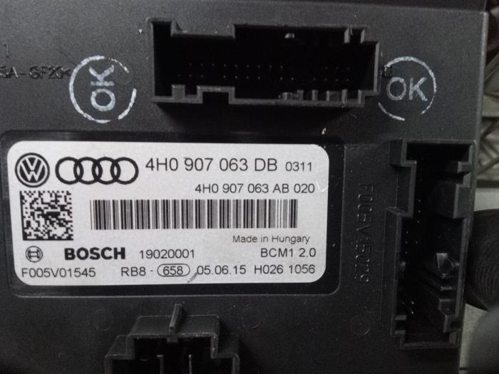 Computer Body Control van een Audi S8 (D4) 4.0 V8 TFSI 32V 2015