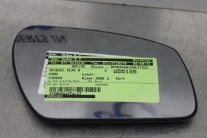 Gebruikte Spiegelglas rechts Ford Fiesta 5 (JD/JH) 1.4 16V Prijs € 8,00 Margeregeling aangeboden door Gebr Opdam B.V.