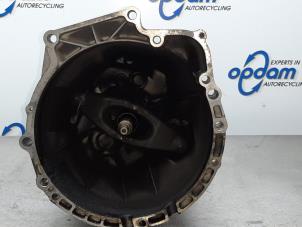 Gebruikte Versnellingsbak BMW 3 serie Touring (E46/3) 318i 16V Prijs € 128,00 Margeregeling aangeboden door Gebr Opdam B.V.