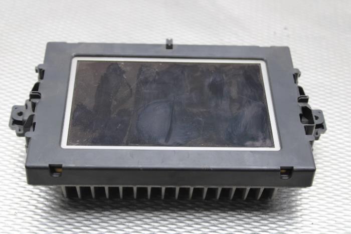 Gebruikte Display Interieur Mercedes C (W204) 1.6 C-180 16V BlueEfficiency Prijs op aanvraag aangeboden door Gebr Opdam B.V.