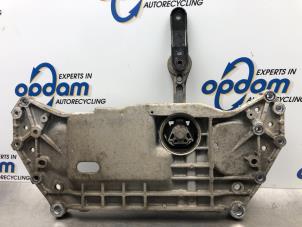 Gebruikte Subframe Volkswagen Golf VI Cabrio (1K) 1.2 TSI Prijs € 64,00 Margeregeling aangeboden door Gebr Opdam B.V.