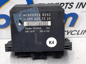 Gebruikte Deur module Mercedes CLK (C208) 2.3 230K 16V Prijs € 30,00 Margeregeling aangeboden door Gebr Opdam B.V.