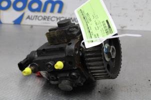 Gebruikte Dieselpomp Alfa Romeo 159 Sportwagon (939BX) 1.9 JTDm 16V Prijs € 149,00 Margeregeling aangeboden door Gebr Opdam B.V.