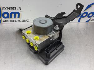 Gebruikte ABS Pomp Nissan Micra (K13) 1.2 12V DIG-S Prijs € 128,00 Margeregeling aangeboden door Gebr Opdam B.V.