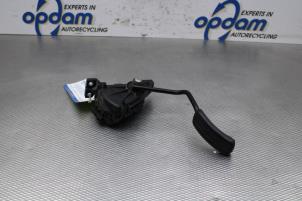 Gebruikte Gaspedaalpositie Sensor Opel Vivaro 2.0 CDTI Prijs € 51,00 Margeregeling aangeboden door Gebr Opdam B.V.