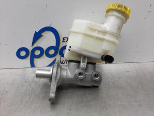Gebruikte Hoofdremcilinder Fiat 500 (312) 0.9 TwinAir 85 Prijs € 40,00 Margeregeling aangeboden door Gebr Opdam B.V.