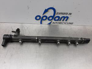 Gebruikte Druksensor Mercedes C Combi (S203) 2.2 C-200 CDI 16V Prijs € 106,00 Margeregeling aangeboden door Gebr Opdam B.V.