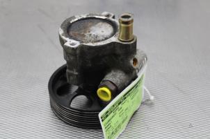 Gebruikte Stuurpomp Renault Espace (JK) 2.0 16V Turbo Prijs € 34,00 Margeregeling aangeboden door Gebr Opdam B.V.