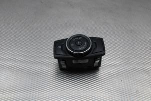 Gebruikte Licht Schakelaar Ford Focus 3 1.6 Ti-VCT 16V 105 Prijs € 17,00 Margeregeling aangeboden door Gebr Opdam B.V.