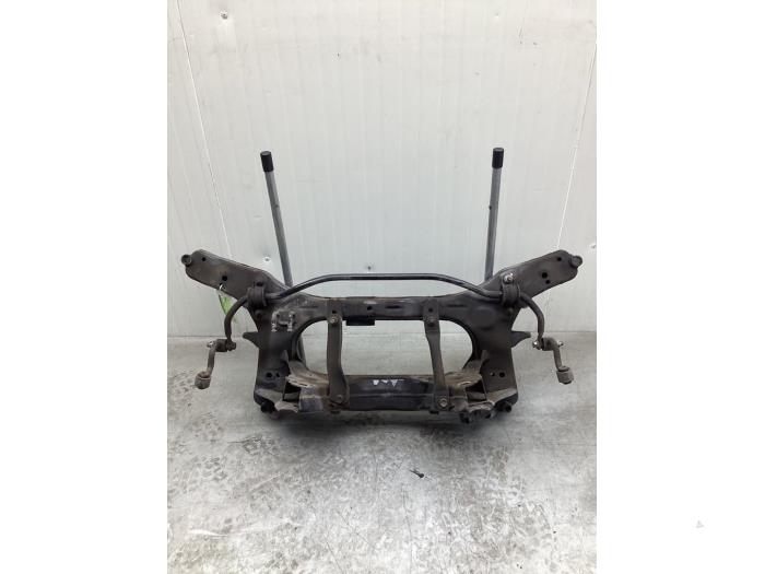 Subframe van een Nissan Qashqai (J11) 1.6 DIG-T 163 16V 2017