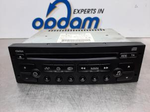 Gebruikte Radio Peugeot 206 (2A/C/H/J/S) 1.4 XR,XS,XT,Gentry Prijs € 34,00 Margeregeling aangeboden door Gebr Opdam B.V.