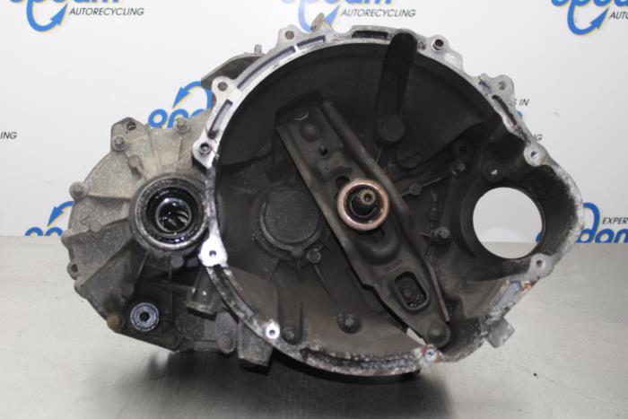 Gebruikte Versnellingsbak Mitsubishi Colt CZC 1.5 16V Prijs € 149,00 Margeregeling aangeboden door Gebr Opdam B.V.