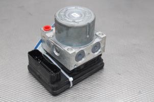 Gebruikte ABS Pomp BMW i3 (I01) i3 Prijs € 340,00 Margeregeling aangeboden door Gebr Opdam B.V.