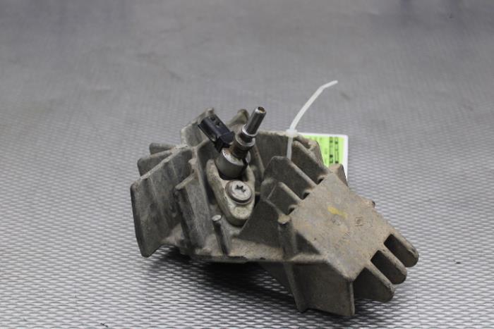 Gebruikte Injector adblue Renault Kangoo Express (FW) 1.5 dCi 90 FAP Prijs op aanvraag aangeboden door Gebr Opdam B.V.