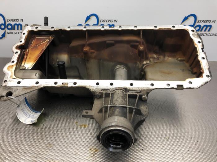 Gebruikte Carterpan BMW 3 serie Touring (E91) 330Xi 24V Prijs € 128,00 Margeregeling aangeboden door Gebr Opdam B.V.