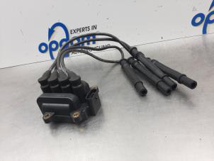 Gebruikte Bobine Renault Twingo (C06) 1.2 16V Prijs € 34,00 Margeregeling aangeboden door Gebr Opdam B.V.